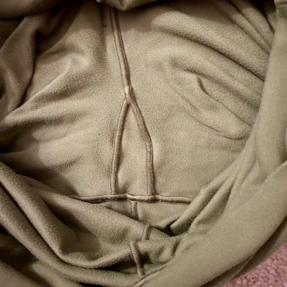 Aerie Olive Green Leggings and Sports Bra - Picture 11 of 13